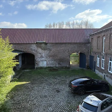 L'appart Lille Metropole Arena Apartment *